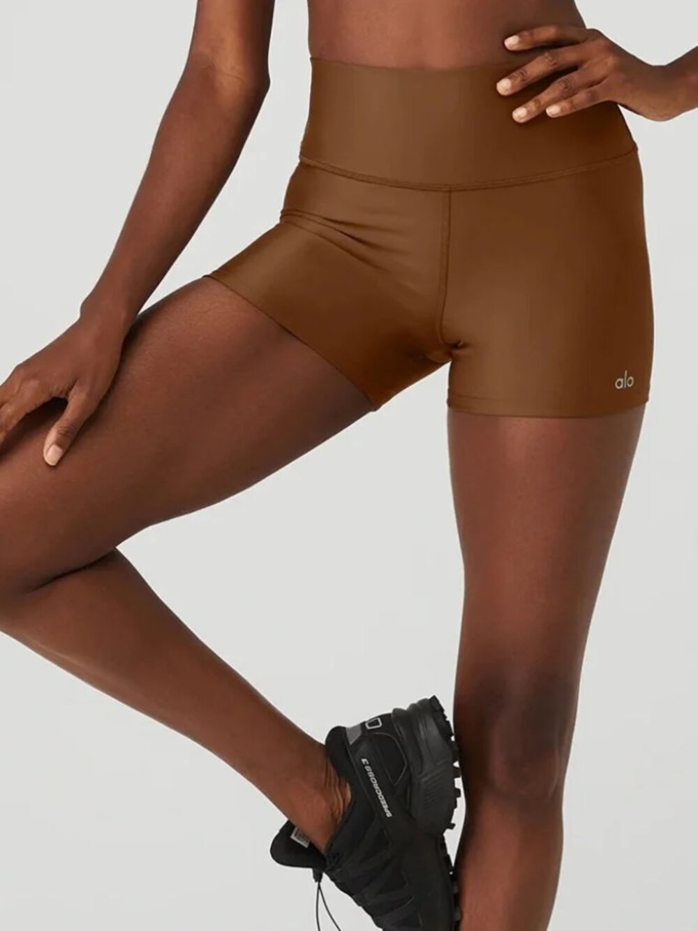 Alo Yoga Cinnamon Brown 3" High-Waist Airlift Short M